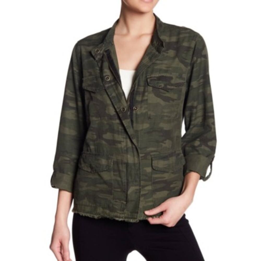 Sanctuary Camo Fray Hem Utility Jacket Small Green Roll Tab Sleeve XJD370C9906